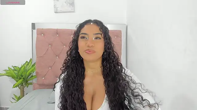 Abby Moss2 online show from January 11, 2025, 8:21 pm