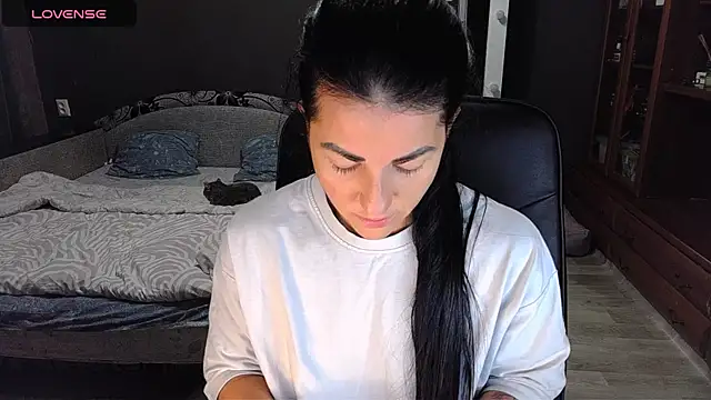 Aria Dl online show from December 1, 2025, 11:48 am