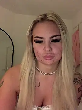 UKJuicyPrincess online show from December 22, 2024, 6:26 pm