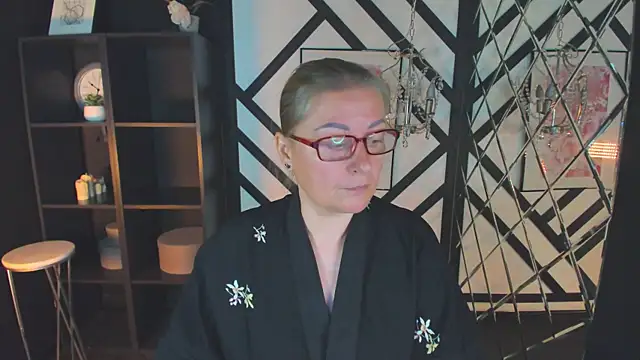 Snapshot of AlexandraKind chatting on September 16, 2025, 2:18 pm AlexandraKind online show from September 16, 2025, 2:18 pm