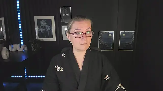 Snapshot of AlexandraKind chatting on September 24, 2025, 1:25 pm AlexandraKind online show from September 24, 2025, 1:25 pm