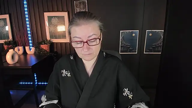 Snapshot of AlexandraKind chatting on September 30, 2025, 1:38 pm AlexandraKind online show from September 30, 2025, 1:38 pm