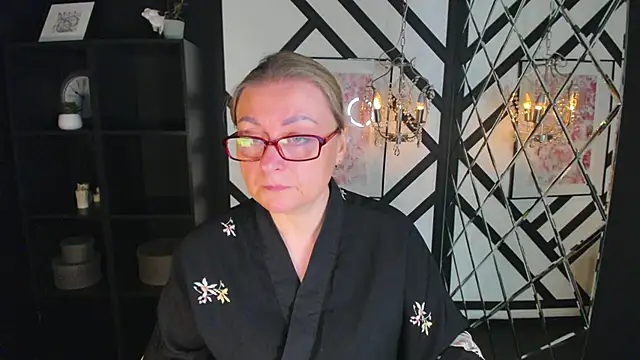Snapshot of AlexandraKind chatting on October 3, 2025, 1:41 pm AlexandraKind online show from October 3, 2025, 1:41 pm