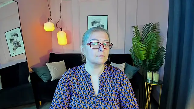 Snapshot of AlexandraKind chatting on October 8, 2025, 1:42 pm AlexandraKind online show from October 8, 2025, 1:42 pm