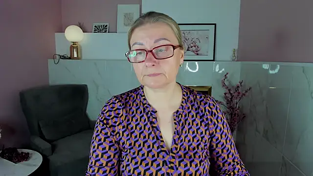 Snapshot of AlexandraKind chatting on October 11, 2025, 1:42 pm AlexandraKind online show from October 11, 2025, 1:42 pm