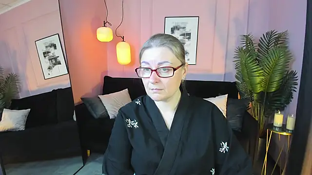 Snapshot of AlexandraKind chatting on October 16, 2025, 1:45 pm AlexandraKind online show from October 16, 2025, 1:45 pm