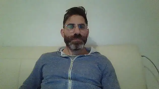 Snapshot of alcatraz009 chatting on December 4, 2024, 2:42 am alcatraz009 online show from December 4, 2024, 2:42 am