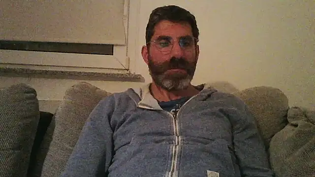 Snapshot of alcatraz009 chatting on September 26, 2025, 7:40 pm alcatraz009 online show from September 26, 2025, 7:40 pm