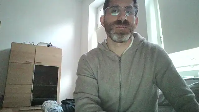 Snapshot of alcatraz009 chatting on October 9, 2025, 4:27 pm alcatraz009 online show from October 9, 2025, 4:27 pm