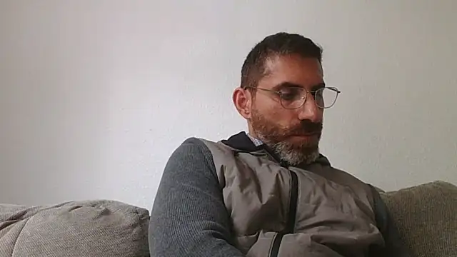 Snapshot of alcatraz009 chatting on October 21, 2025, 10:49 am alcatraz009 online show from October 21, 2025, 10:49 am