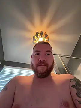 Snapshot of Bluemage710 chatting on April 12, 2026, 2:33 pm Bluemage710 online show from April 12, 2026, 2:33 pm