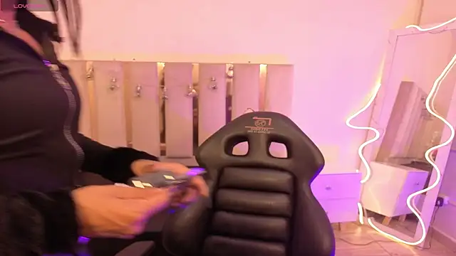 Andy tay1 online show from September 26, 2025, 2:59 am