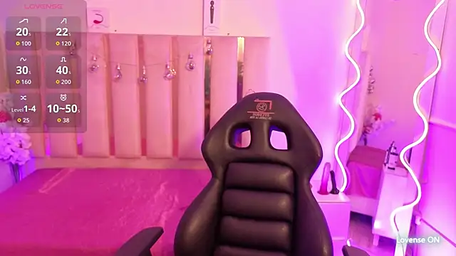 Andy tay1 online show from October 15, 2025, 4:56 am