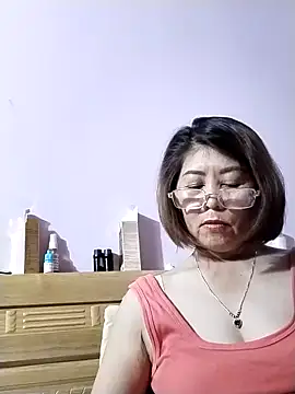 Baby-tits2024 online show from December 3, 2024, 1:21 pm