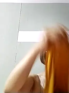 Baby-tits2024 online show from March 19, 2025, 1:40 pm