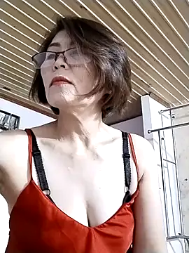 Baby-tits2024 online show from September 10, 2025, 1:00 pm