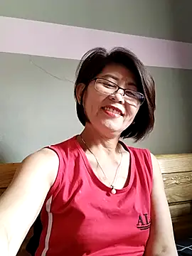 Baby-tits2024 online show from September 19, 2025, 3:08 am