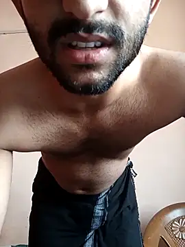 Vignesh3246 online show from December 18, 2025, 10:10 am