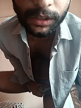 Vignesh3246 online show from January 11, 2026, 5:01 am