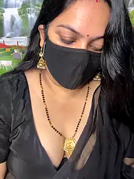 Snapshot of vinky05 chatting on September 29, 2025, 4:06 am vinky05 online show from September 29, 2025, 4:06 am