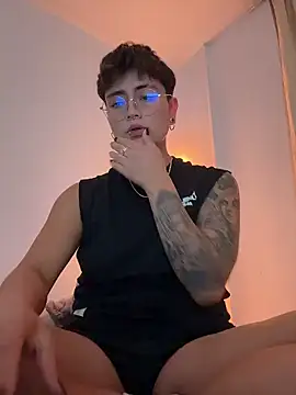 Snapshot of Chriss_gomez2 chatting on January 11, 2026, 2:38 am Chriss gomez2 online show from January 11, 2026, 2:38 am