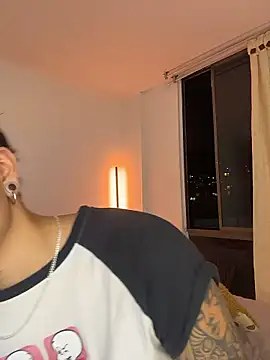 Snapshot of Chriss_gomez2 chatting on January 13, 2026, 3:12 am Chriss gomez2 online show from January 13, 2026, 3:12 am