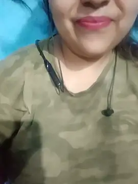 Love-Veronica online show from June 10, 2026, 6:51 pm