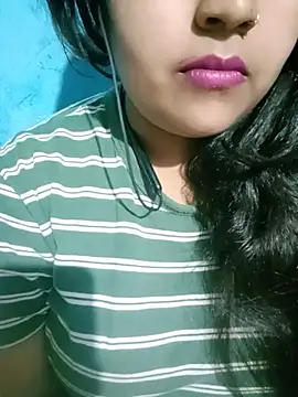 Love-Veronica online show from June 16, 2026, 7:05 pm
