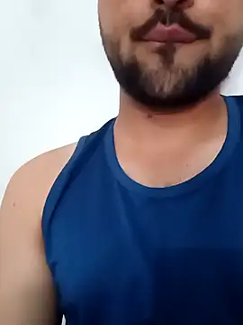 Snapshot of smartboy010101 chatting on October 30, 2025, 4:36 am smartboy010101 online show from October 30, 2025, 4:36 am