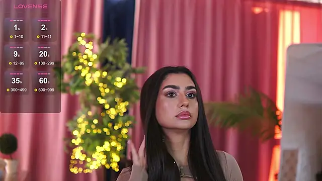 YemayaLuna online show from January 2, 2025, 7:23 am