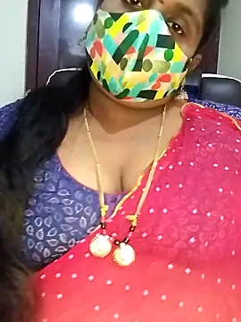 Sexy Radhikaa online show from November 2, 2025, 5:32 am