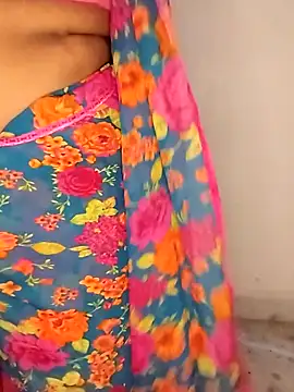 Sexy Radhikaa online show from May 19, 2026, 1:56 am