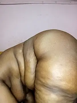 Snapshot of Sweetblackassxxx505 chatting on October 26, 2025, 6:36 pm Sweetblackassxxx505 online show from October 26, 2025, 6:36 pm