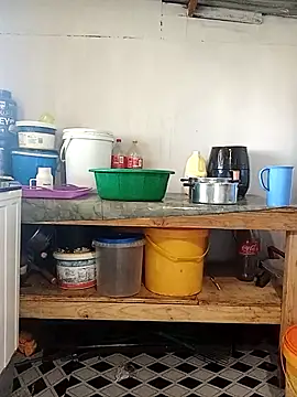 curvyloneah75 online show from September 18, 2025, 6:37 am