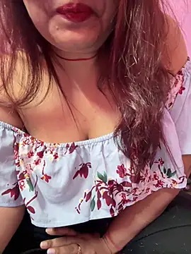  nishalove19 online show from December 24, 2024, 7:55 pm