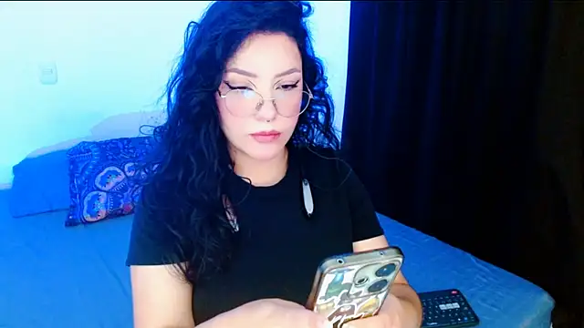 Snapshot of DollCam__ chatting on October 7, 2025, 11:13 pm DollCam   online show from October 7, 2025, 11:13 pm