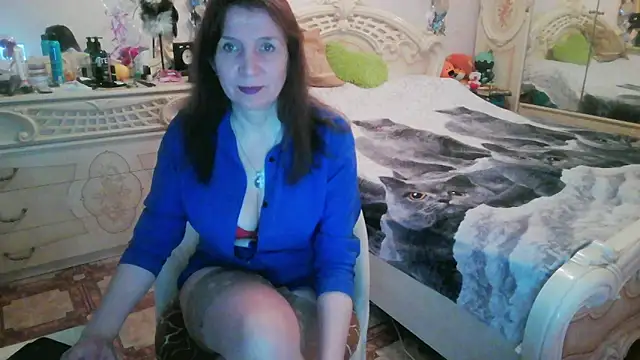 Debra Phoenix online show from May 4, 2026, 10:17 pm