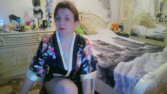 Debra Phoenix online show from May 10, 2026, 1:00 am