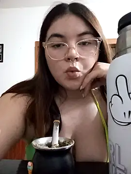 Snapshot of fresitaju chatting on November 14, 2025, 11:02 pm fresitaju online show from November 14, 2025, 11:02 pm