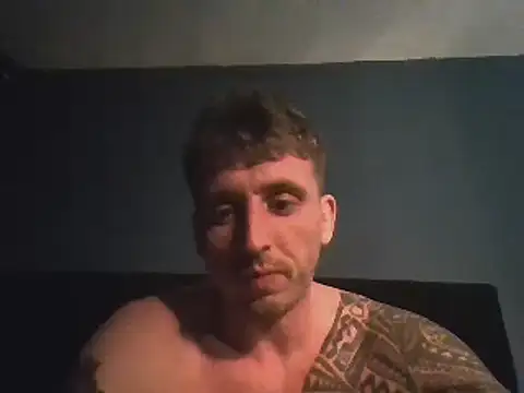 freddie90908 online show from December 10, 2024, 3:41 am