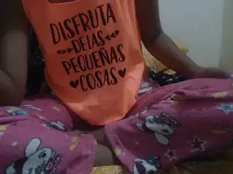 Snapshot of Nolimtslove chatting on December 4, 2024, 10:35 am Nolimtslove online show from December 4, 2024, 10:35 am