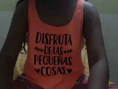 Snapshot of Nolimtslove chatting on December 5, 2024, 3:37 am Nolimtslove online show from December 5, 2024, 3:37 am