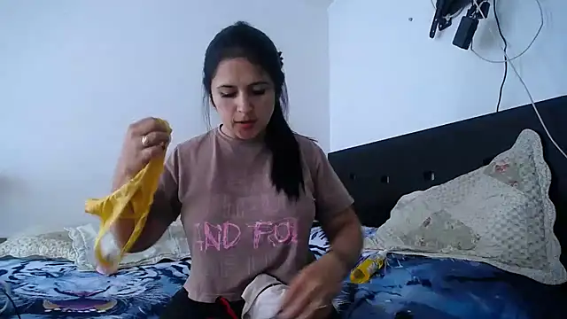 princehermosa44 online show from June 25, 2026, 7:51 pm