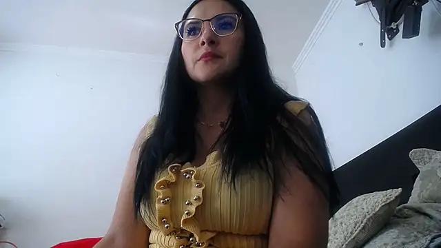 princehermosa44 online show from July 6, 2026, 7:38 pm
