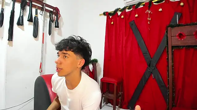 Harry LatinBoy online show from December 20, 2024, 1:36 am