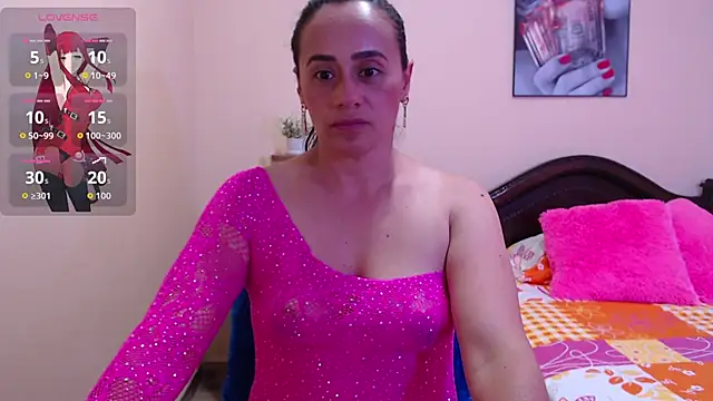 Snapshot of sara_florez1 chatting on September 30, 2025, 12:59 am sara florez1 online show from September 30, 2025, 12:59 am