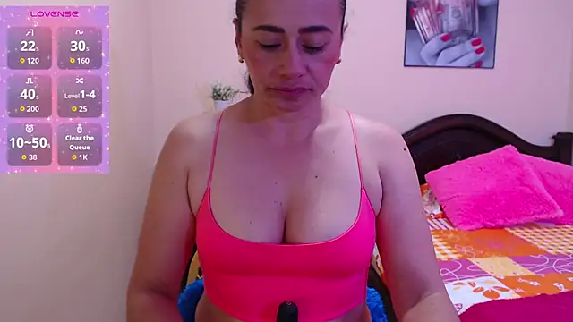 Snapshot of sara_florez1 chatting on October 14, 2025, 11:11 am sara florez1 online show from October 14, 2025, 11:11 am