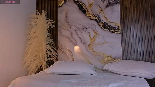 king lovely hornyy online show from July 6, 2026, 6:54 pm