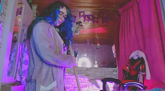 Meg4n 420 online show from February 14, 2025, 8:31 am