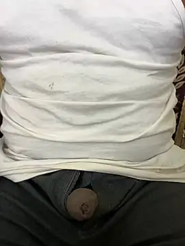 Snapshot of aprivateguy chatting on December 25, 2024, 5:26 am aprivateguy online show from December 25, 2024, 5:26 am